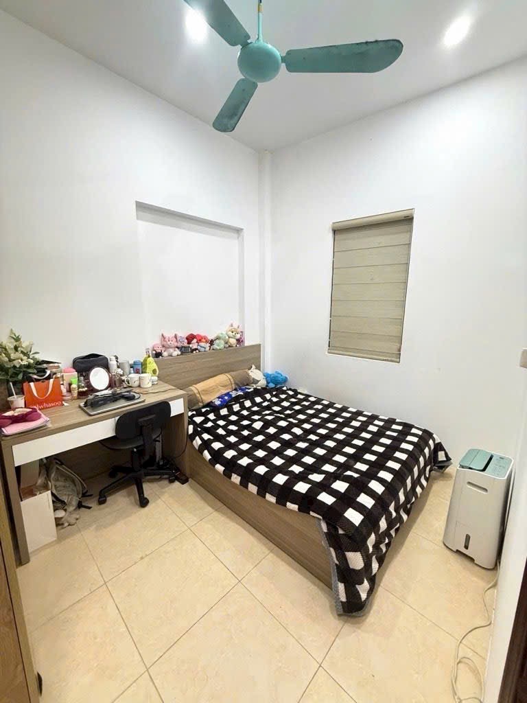 Bán nhà Tây Hồ, 4 tầng, sổ đẹp vuông vắn