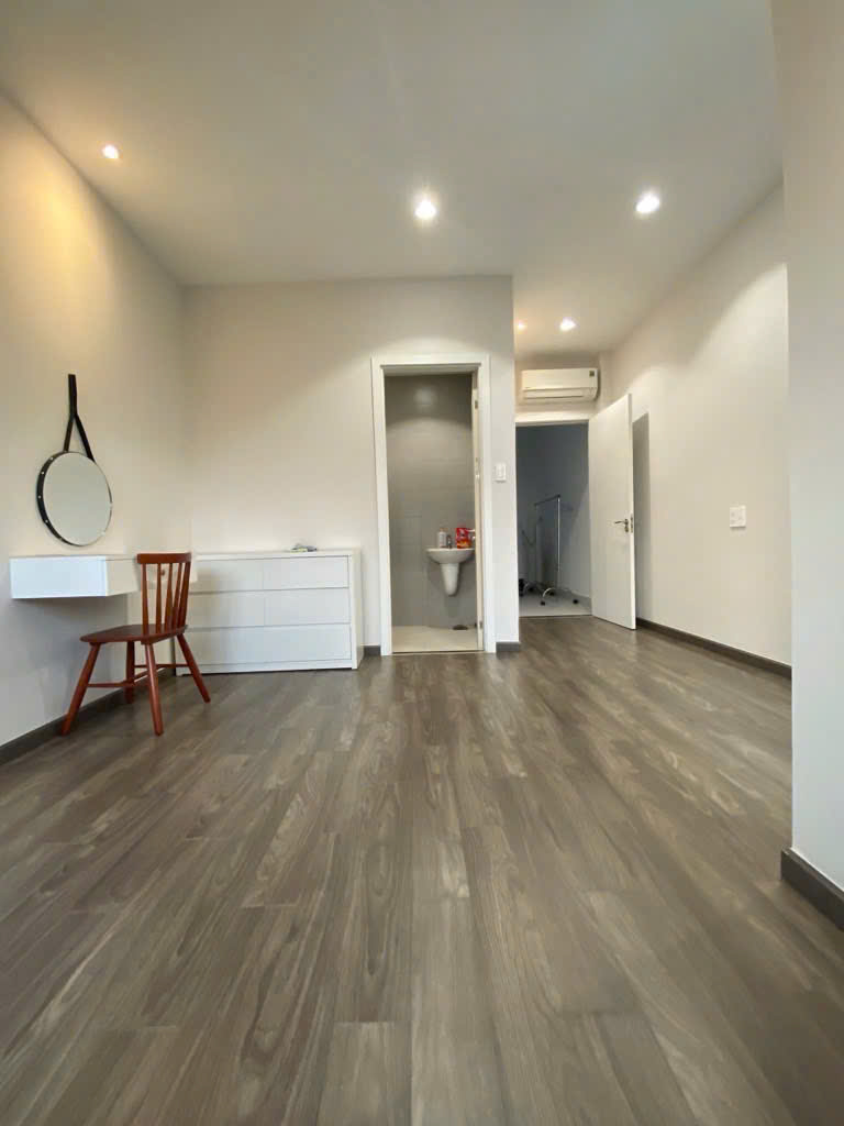 NHÀ 3 TẦNG MỚI TINH GẦN VẠN PHÚC CITY, DT 68M2, CHỈ HƠN 6 TỶ