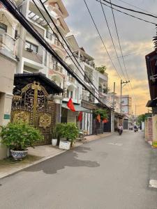 HÀNG HIẾM HIỆP BÌNH CHÁNH, ĐỐI DIỆN GIGAMALL, HXH, CHỈ 6.XXX TỶ TL