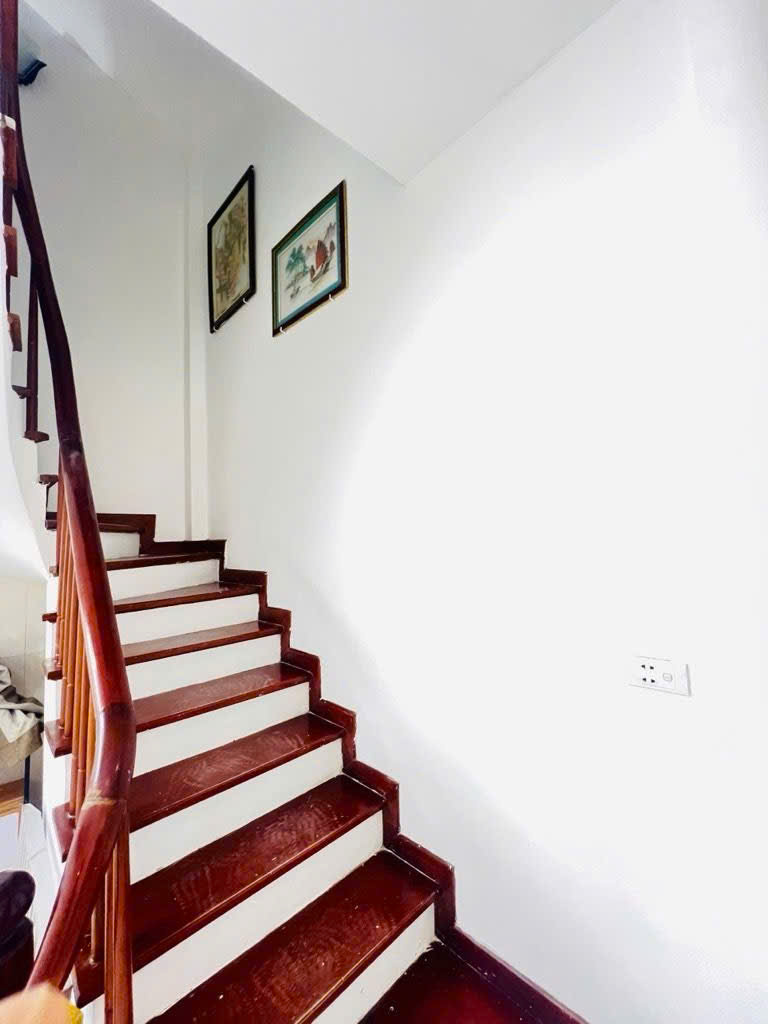 Xuân Đỉnh 8,5 tỷ 35m2 5 tầng 100m ra bãi oto