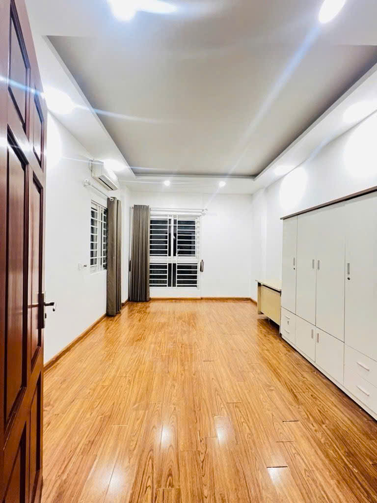 Xuân Đỉnh 8,5 tỷ 35m2 5 tầng 100m ra bãi oto