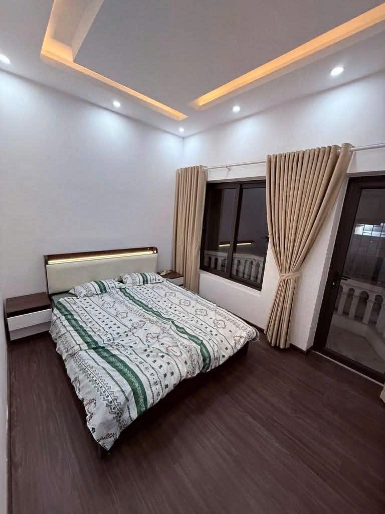 Chua đén 190 tr/1m có ngay nhà 4 tầng