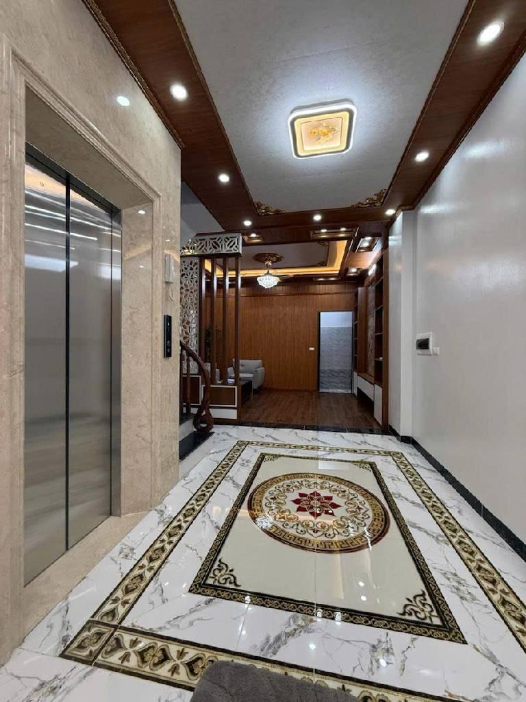 Bán CCMN phố Đại Cồ Việt: 5 tầng full phòng, dòng tiền ổn định 10%/năm