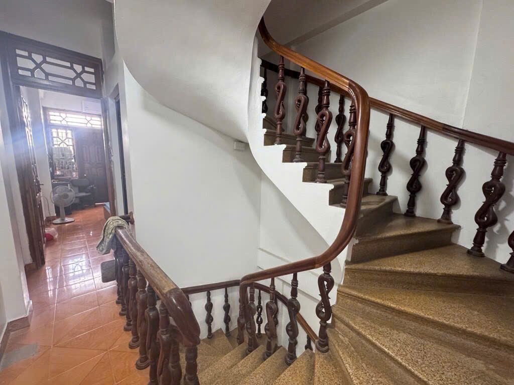 Nhà đẹp Đa Sỹ Hà Đông, 35 mét 5 tầng nhỉnh 8 tỷ