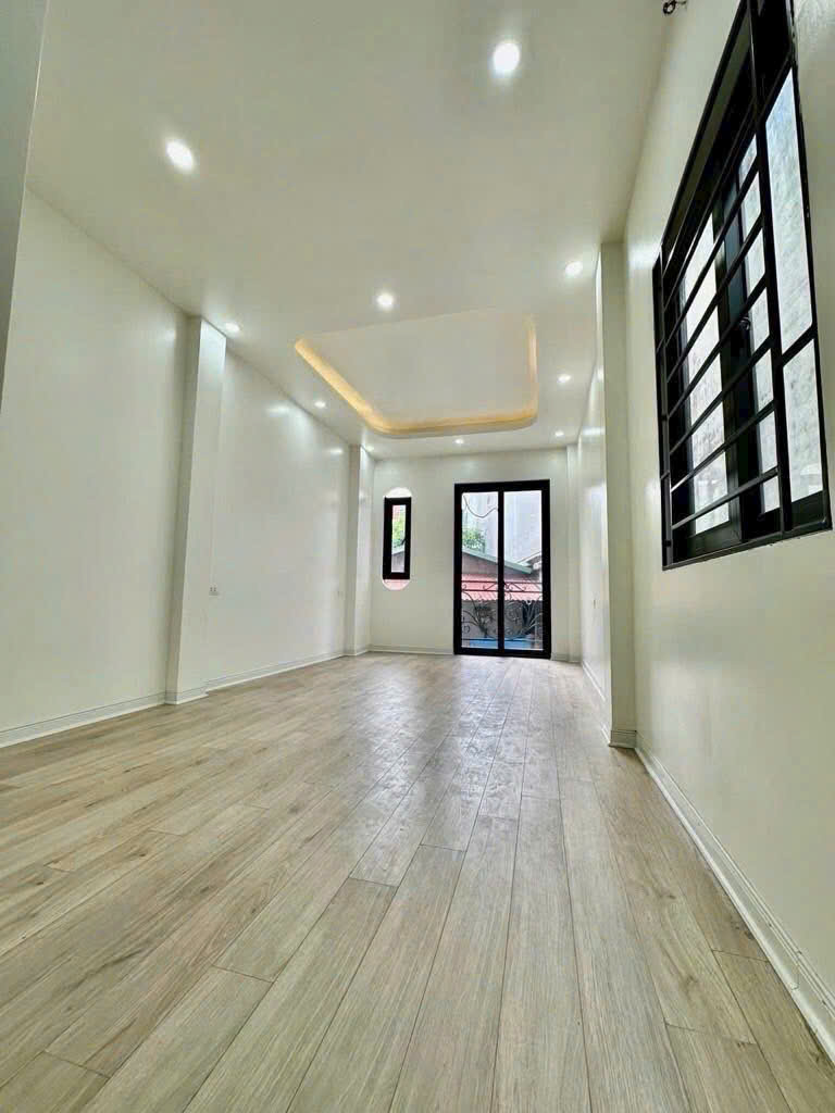 Chính chủ cần bán gấp nhà Đa Sỹ, Kiến Hưng 35 mét 5 tầng giá 5,65 tỷ