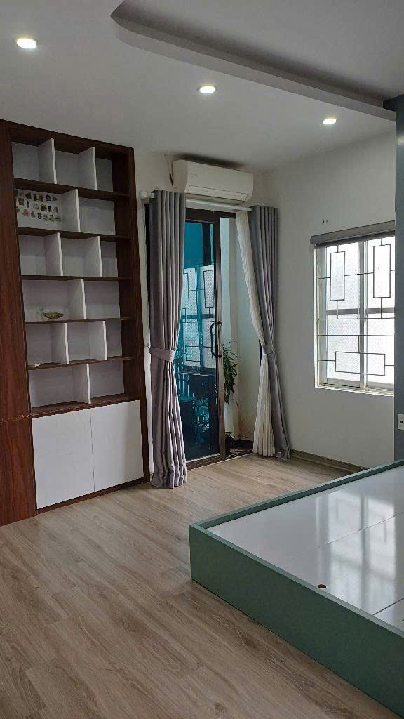 Bán gấp nhà trước Tết, nhà Đa Sỹ, Kiến Hưng 35m 5 tầng giá 5,65 tỷ