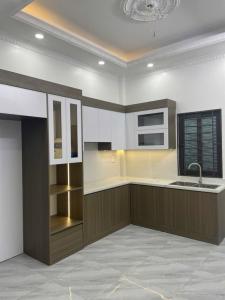 NHÀ MỚI KÍNH KOONG - 2 THOÁNG - CHỈ 200M RA TÁI ĐỊNH CƯ ĐÔNG MỸ - TRƯỜNG THPT ĐÔNG MỸ