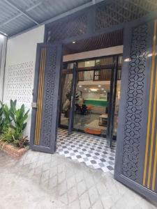 NHÀ ĐẸP LINH XUÂN – DƯỚI 4 TỶ CỰC HIẾM  Vị trí trung tâm Linh Xuân, sát Phạm Văn Đồng – đi đâu cũng tiện