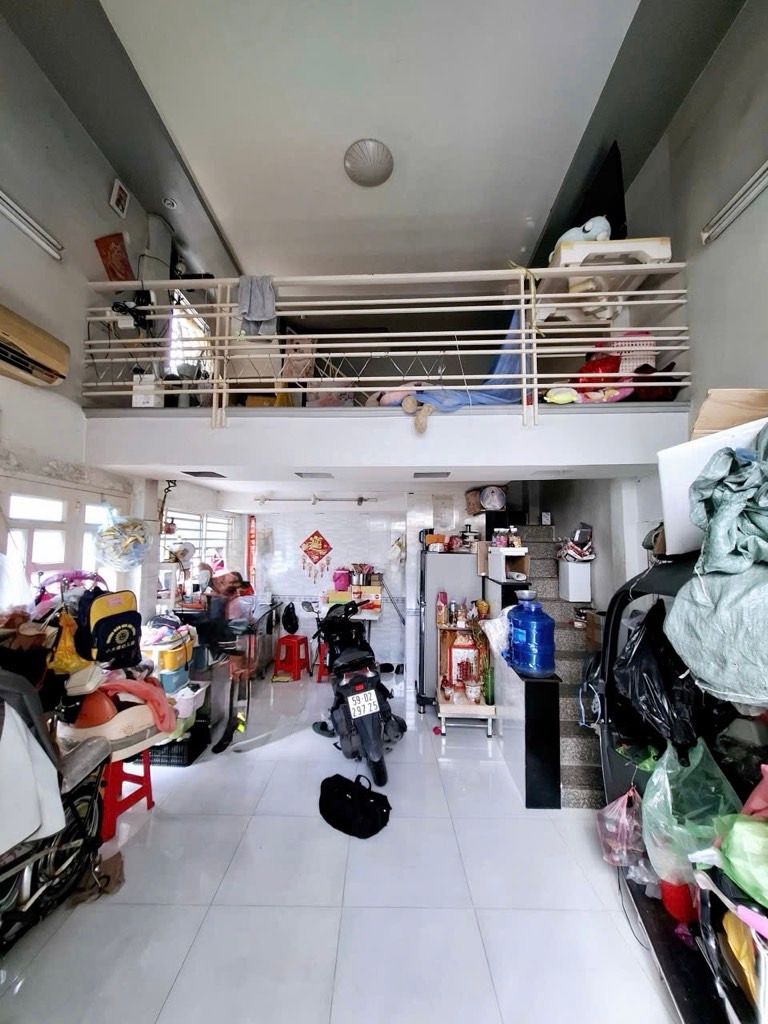 HẺM 4M THÔNG - NGANG LỚN 4.2M - LÔ GÓC - 3 TẦNG KIÊN CỐ - 30M2 - TÂN PHÚ-CẠNH ĐẦM SEN - HOÀN CÔNG ĐỦ - GIÁ 3.x TỶ