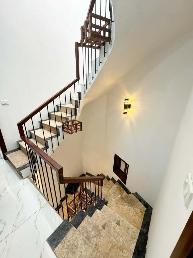 NHÀ SIÊU ĐẸP KHƯƠNG TRUNG, THANH XUÂN. 50m2 , 4 Tầng, MẶT TIỀN 3m, GIÁ CHỈ 11.995 TỶ.