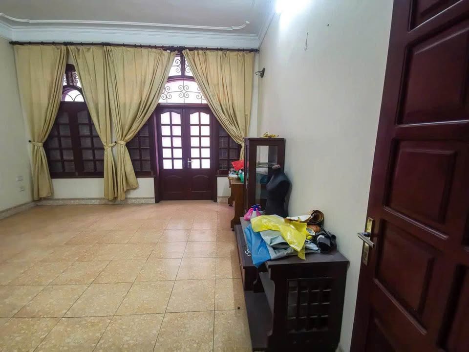 BÁN NHÀ RIÊNG 4 TÂNG FULL NỘI THẤT ĐẸP TẠI ĐỊNH CÔNG THƯỢNG, HOÀNG MAI, HÀ NỘI