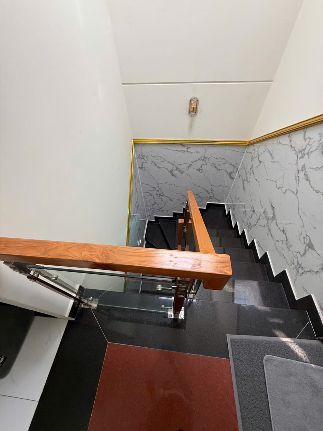 BÁN NHÀ 4 TẦNG BÙI QUANG LÀ GÒ VẤP, NGAY EMART, TẶNG FULL NÔI THẤT, CHỈ 8.9 TỶ