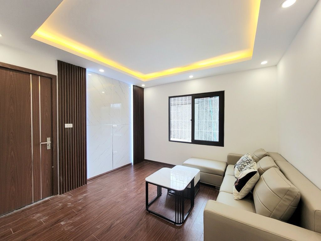 Hơn 2 tỷ có ngay căn hiếm tại Tây Hồ