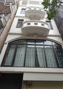 NHÀ LẠC LONG QUÂN CỰC ĐẸP – NGÕ Ô TÔ TRÁNH