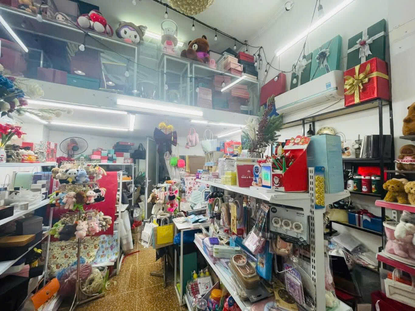 BÁN NHÀ MẶT PHỐ NÚI TRÚC - VIP BA ĐÌNH - VỈA HÈ - KINH DOANH BẤT CHẤP NGÀY ĐÊM.