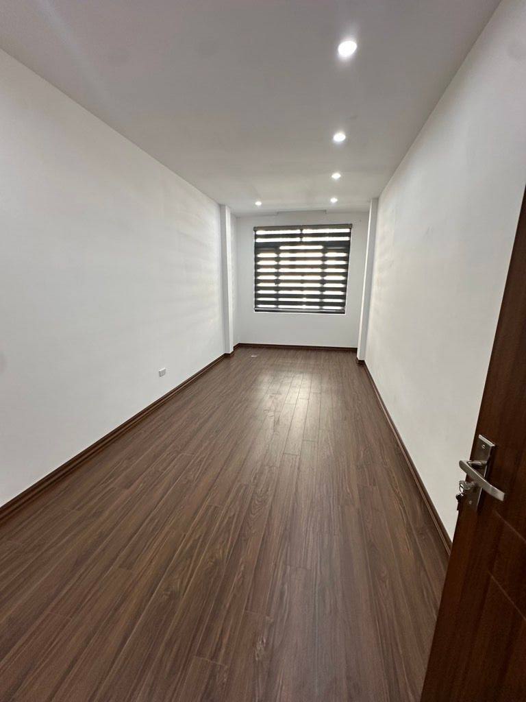 B.Á.N NHÀ TRUNG TÂM BA ĐÌNH 33M2 - 5 TẦNG VỊ TRÍ ĐẸP - MẶT PHỐ HOÀNG HOA THÁM - KINH DOANH TỐT