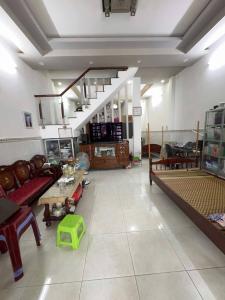 Bán Nhà Linh Xuân – Hẻm Xe Hơi – 3PN – Hoàn Công