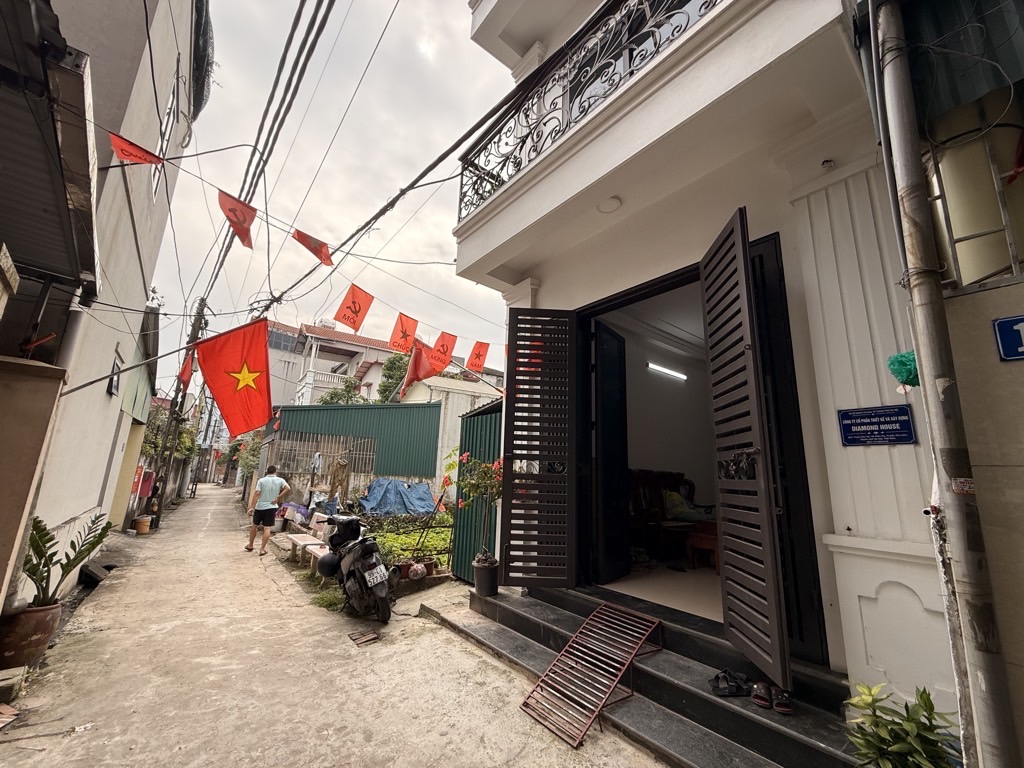 Bán nhà 4 tầng,65m5 Kiêu Kỵ ,Gia Lâm,5,9 tỷ