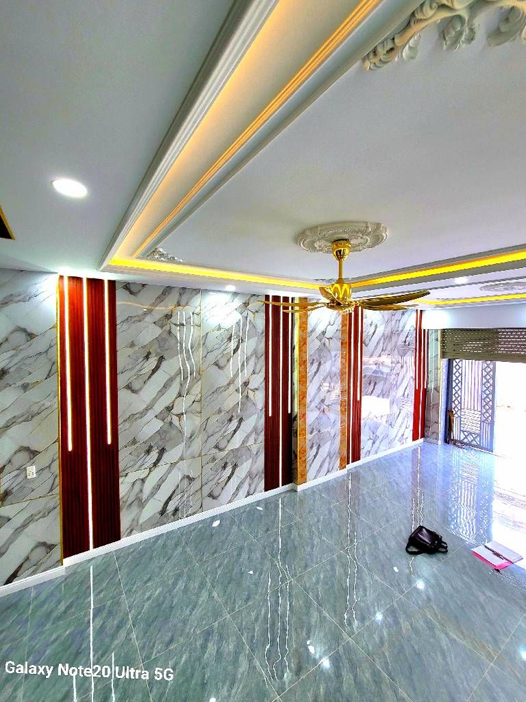 Bán Nhà MTKD Dĩ An