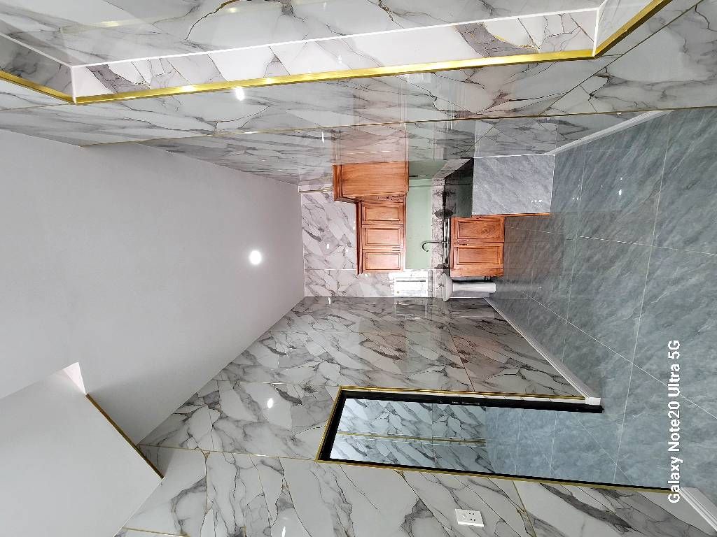 Bán Nhà MTKD Dĩ An