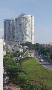 Ngọc thụy kinh doanh oto tránh thang máy 90m2.m5m