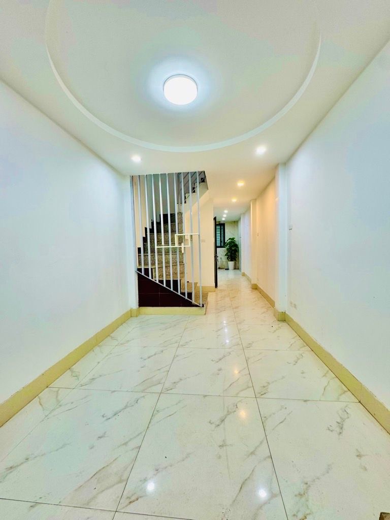 HOA HẬU TRẦN KHÁT CHÂN- HAI BÀ TRƯNG- Ở NGAY-FULL NỘI THẤT