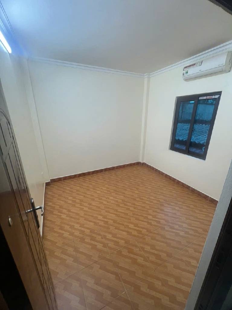 Nhà cầu giấy 4 tầng, lô góc đẹp giá 8,3 tỷ