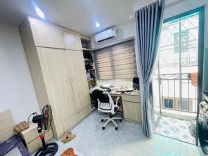 Cầu Giấy Nhà 6 tầng, dòng tiền cho thuê 60triệu/ tháng