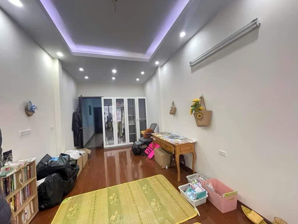 Bán nhà Thanh Am,  Long Biên, diện tích 56m2 , giá 5,5 tỷ