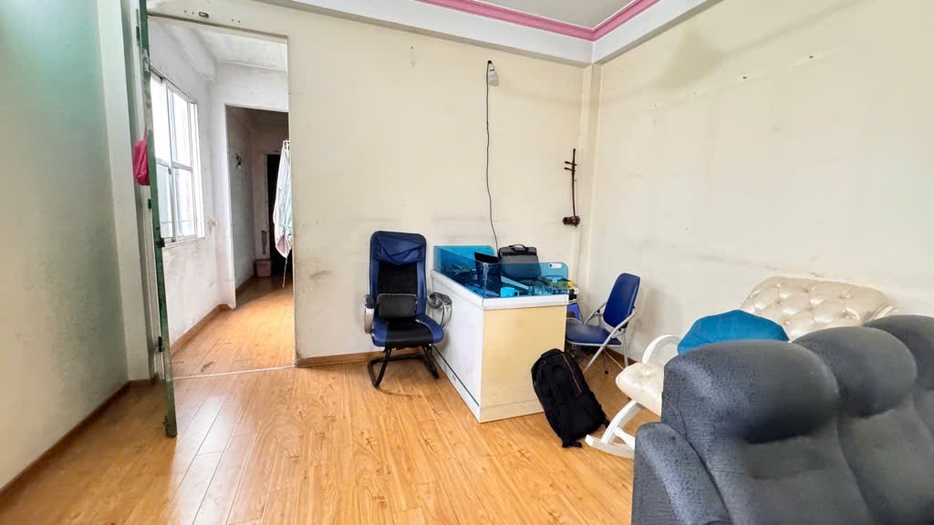 BÁN NHÀ ĐẸP LONG BIÊN 134M2, 6.5 TỶ