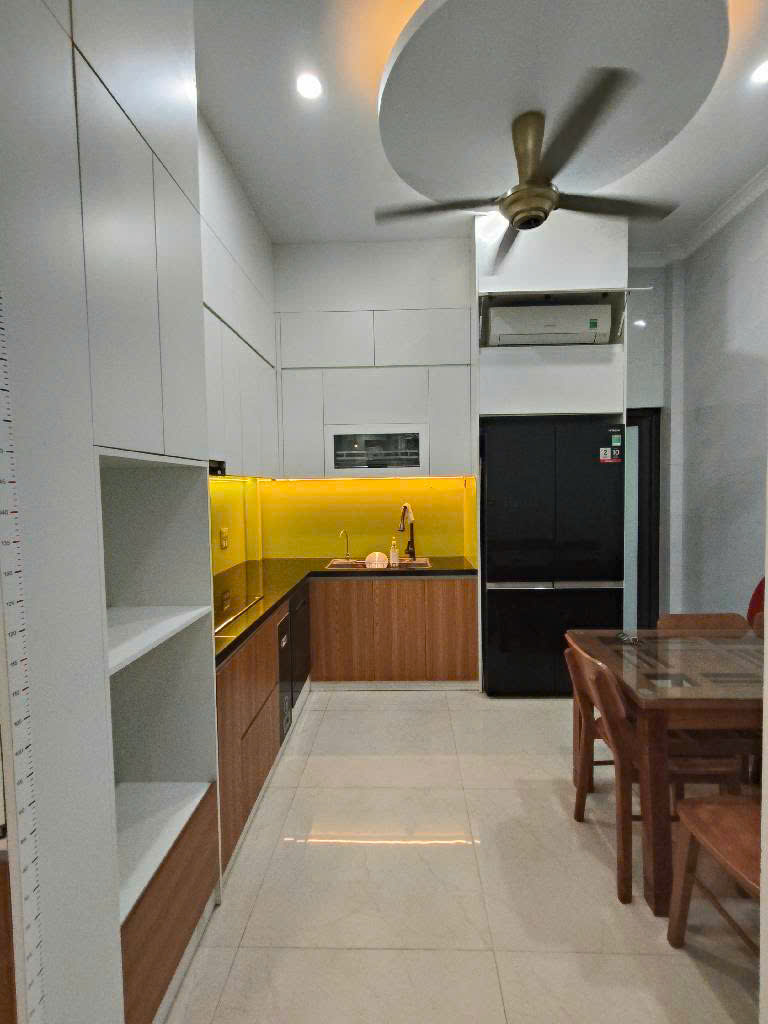 NHÀ ĐẸP THANH XUÂN - GẦN SÁT PHỐ - NỘI THẤT MỚI - NHÀ RỘNG THOÁNG