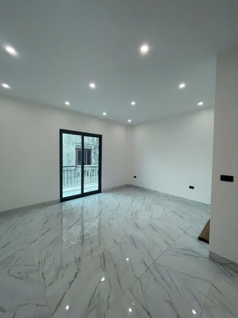 NHỈNH 6 TỶ X MẪU GIÁO) DT 78M2 THƯỢNG ĐÌNH