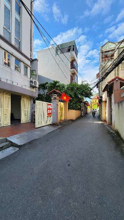 SIÊU HIẾM – MẶT PHỐ BỒ ĐỀ GẦN HỒ – KINH DOANH BẤT CHẤP – GIÁ 8 TỶ