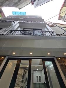 BÁN NHÀ TÔN ĐỨC THẮNG 32M2 - 9,x tỷ có thương lượng