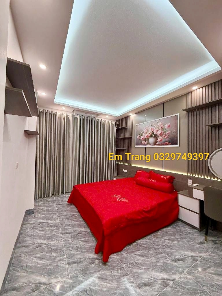 CHỐT KẺO LỠ!! NHÀ TÂN MAI SÁT MẶT PHỐ ĐẸP LUNG LINH - 33M 5 TẦNG - CHỈ 8.6 TỶ