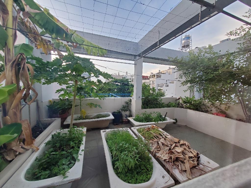 Cần tiền bán gấp nhà 4 tầng, Bình Thạnh, hẻm 3m, gần Nguyễn Trung Trực, 51 m2, 7.x tỷ