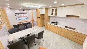 Nhà mới 4 tầng Full Nội thất Quận 12 Đường xe hơi vào tận cửa