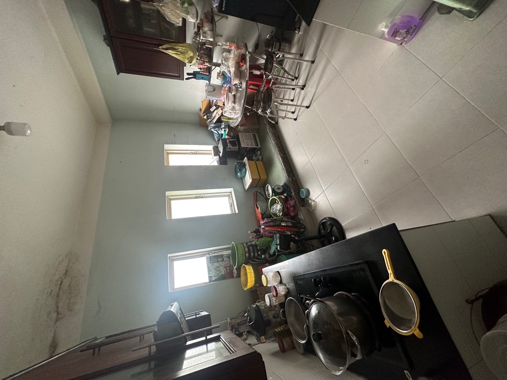 MẶT TIỀN - TRUNG TÂM QUẬN 10 - THÔNG TÔ HIẾN THÀNH - NHÀ 4 TẦNG - 33M2 - NỞ HẬU - HOÀN CÔNG ĐỦ - KHU KINH DOANH - XE CỘ TẤP NẬP NGÀY ĐÊM - MUA VỪA Ở VỪA KINH DOANH CHO THUÊ BUÔN BÁN THUẬN TIỆN - GIÁ NHỈNH 6 TỶ