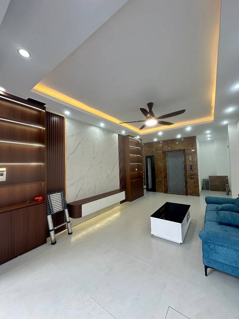 BÁN NHÀ - MỸ ĐÌNH - 42m2 - 4 TẦNG - 8.8 Tỷ