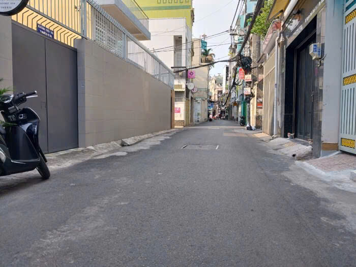 BÁN NHÀ LẦU 4 TẦNG NGUYỄN ĐÌNH CHIỂU PHƯỜNG 3,QUẬN PHÚ NHUẬN - HẺM XE HƠI,GIÁ CHỈ HƠN 9 TỶ