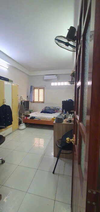 2 MẶT ĐƯỜNG XE HƠI TRƯỚC SAU THOÁNG MÁT- KHU VIP GẦN UBND PHÚ NHUẬN