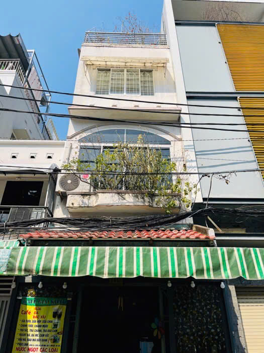 2 MẶT ĐƯỜNG XE HƠI TRƯỚC SAU THOÁNG MÁT- KHU VIP, UBND PHÚ NHUẬN