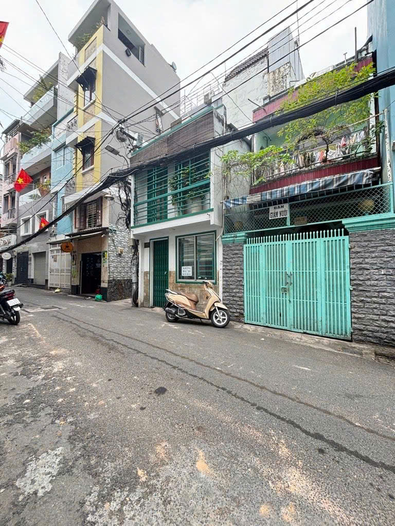 HẺM KINH DOANH KHU CAO TẦNG  - GẦN PHAN XÍCH LONG -  NỞ HẬU  - 52m2 CHỈ 9.75 TỶ