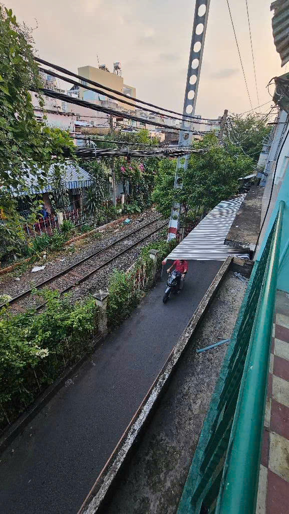 2 MTKD 70M2 X 2 TẦNG - NỞ HẬU - H.CÔNG - CẢI TẠO CHO THUÊ BÈO >20TR/TH - TRUNG TÂM Q.PHÚ NHUẬN.