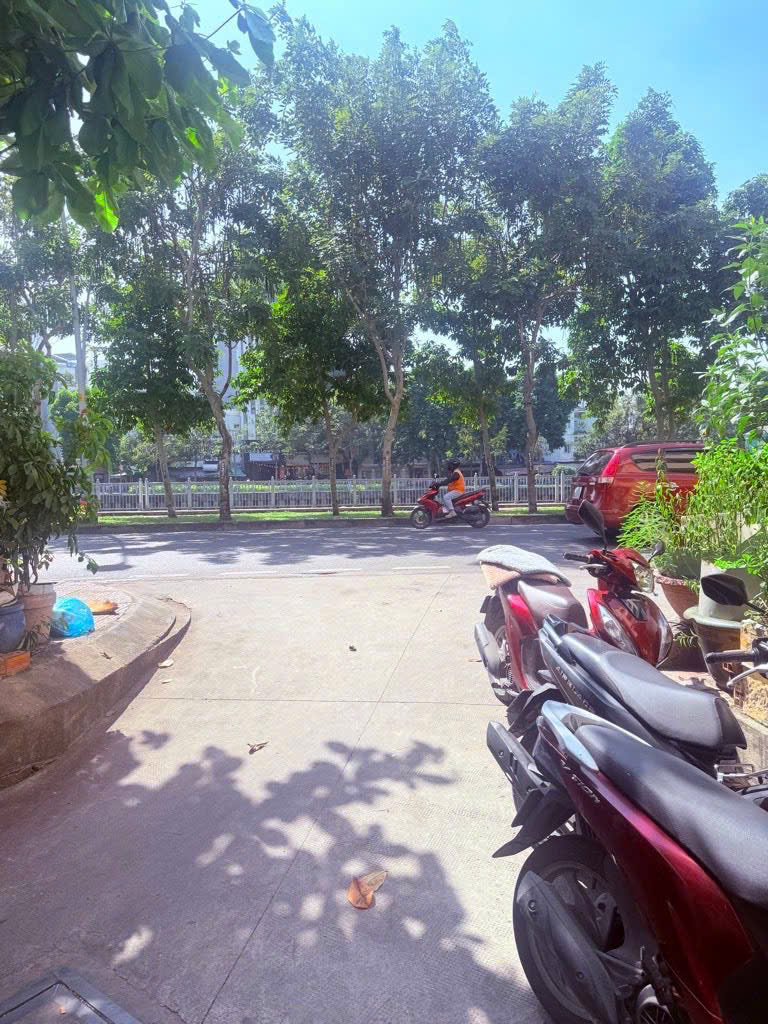 Bán nhà Hẻm Phan Đình Phùng Gần MT Trường Sa 30m2 2 tầng 4.9 Tỷ