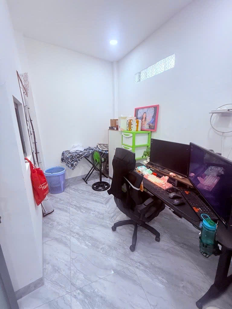 Bán nhà Hẻm Phan Đình Phùng Gần MT Trường Sa 30m2 2 tầng 4.9 Tỷ