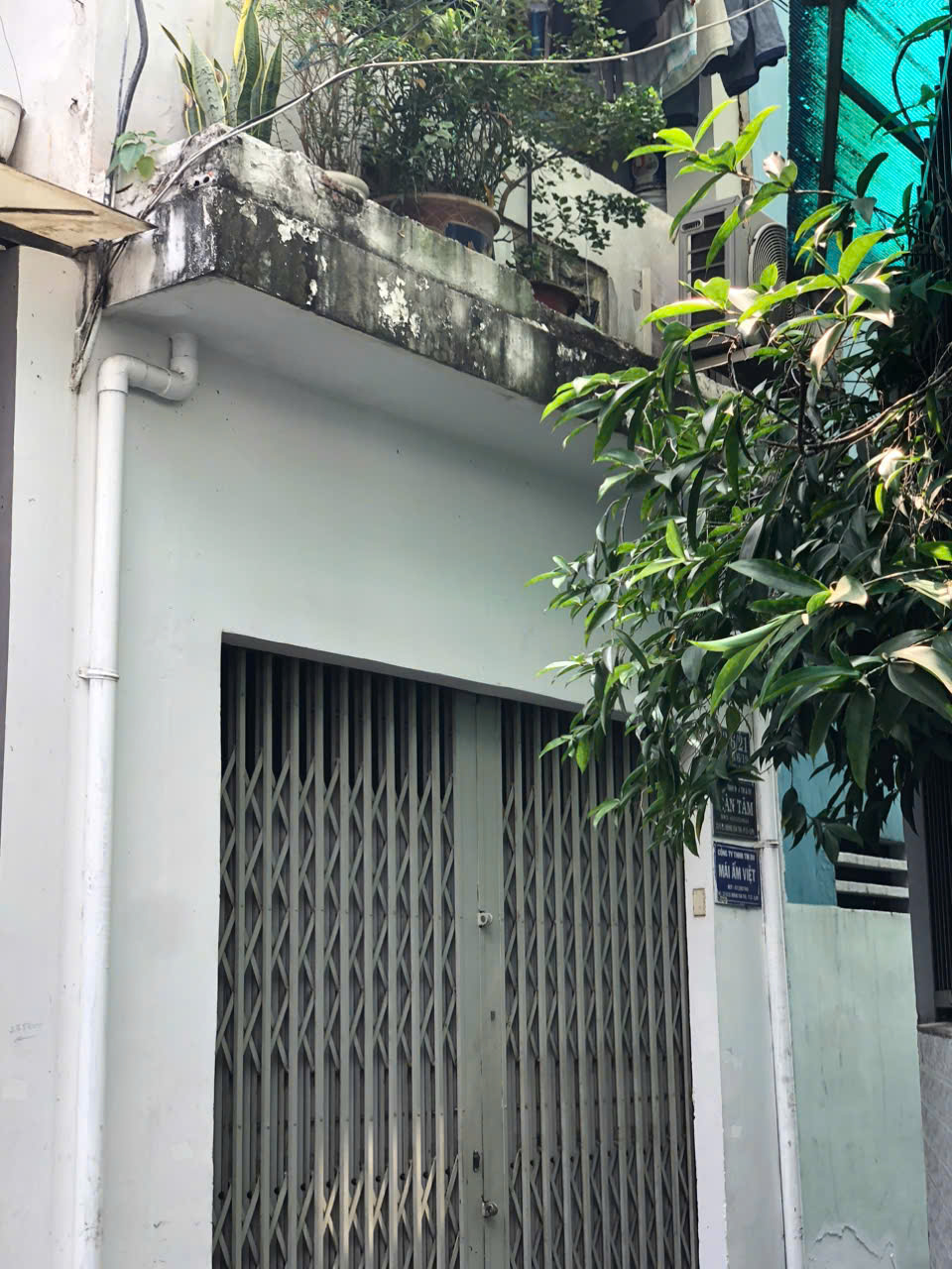 CÁCH MẶT TIỀN 1 CĂN - DT 48M² SỔ NỞ HẬU -  CHỈ 6.x TỶ.