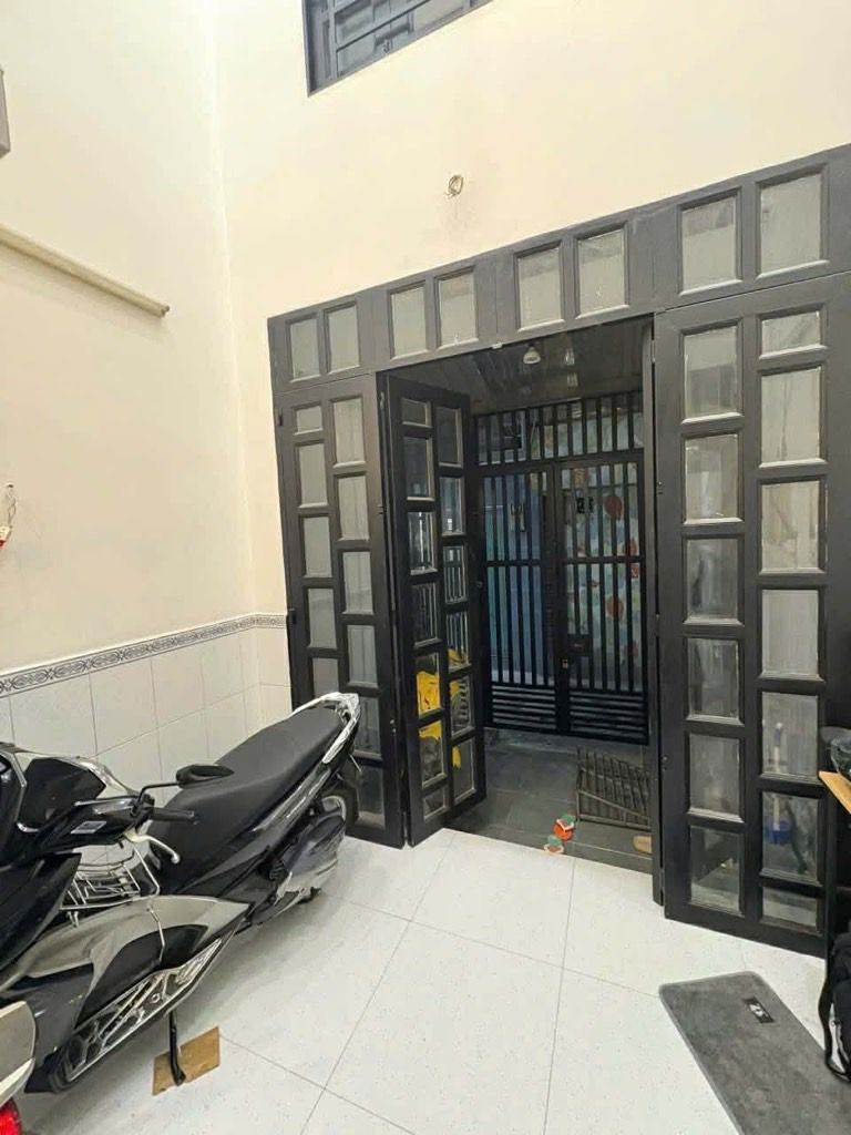 NHÀ ĐẸP 4 TẦNG - NGANG HƠN 3M -DÀI 10M ĐƯỜNG TRẦN XUÂN SOẠN-QUẬN 7