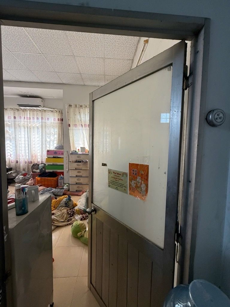 NHÀ 2 TẦNG - DIỆN TÍCH ĐẤT 40M2, ĐẤT HIỆN HỮU, KHÔNG QUY HOẠCH NGAY TRẦN XUÂN SOẠN, QUẬNQUẬN 7