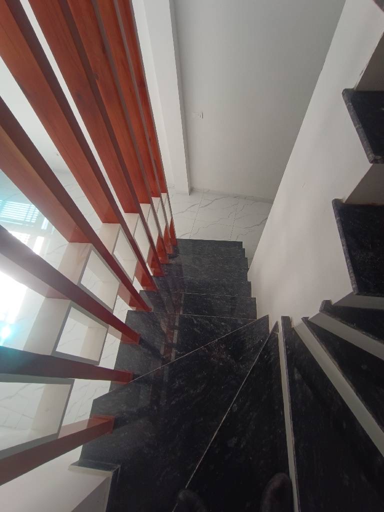 BÁN GẤP NHÀ ĐẸP MỚI XÂY Ở TÂY MỖ 38M2 GIÁ CHỈ TRÊN 5 TỶ